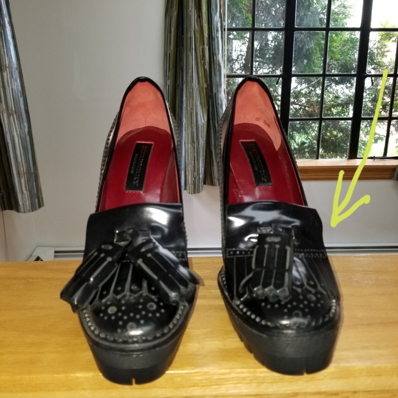 Burberry Prorsum black patent platform pumps. Sz 36 - Picture 5 of 6